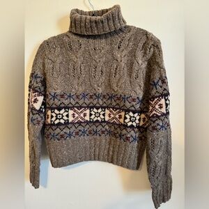 Moda International Women’s Size Medium Wool Cropped, Turtleneck Sweater